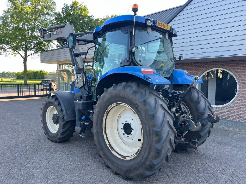 New Holland T 6.155 - Tracteur agricole: photos 3 New Holland T 6.155 - Tracteur agricole: photos 3
