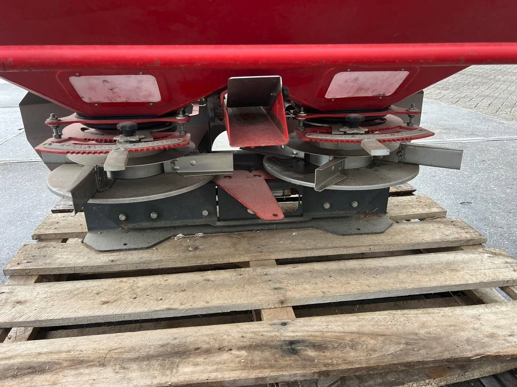 Distributeur d'engrais Vicon ROC 900 kunstmeststrooier: photos 6