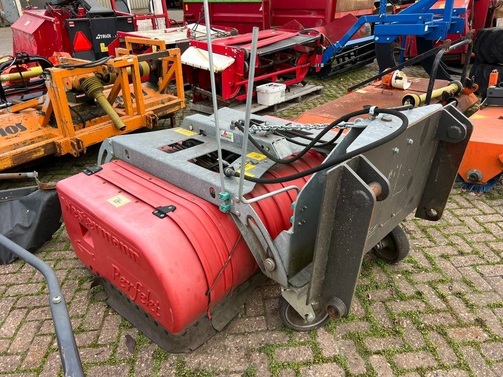Westermann veegmachine Perfekt 1800 veegmachine - Brosse: photos 2 Westermann veegmachine Perfekt 1800 veegmachine - Brosse: photos 2