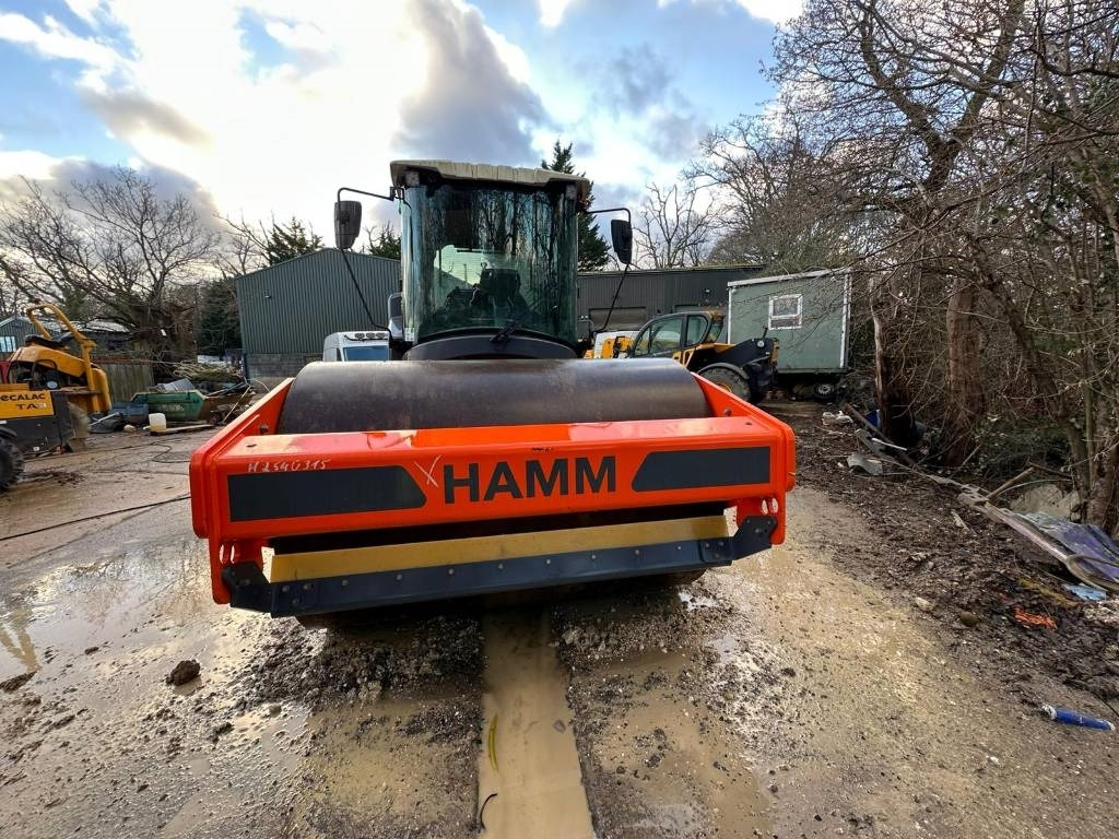 Hamm HC 130i - Compacteur à pieds de mouton/ Monocylindre: photos 2 Hamm HC 130i - Compacteur à pieds de mouton/ Monocylindre: photos 2