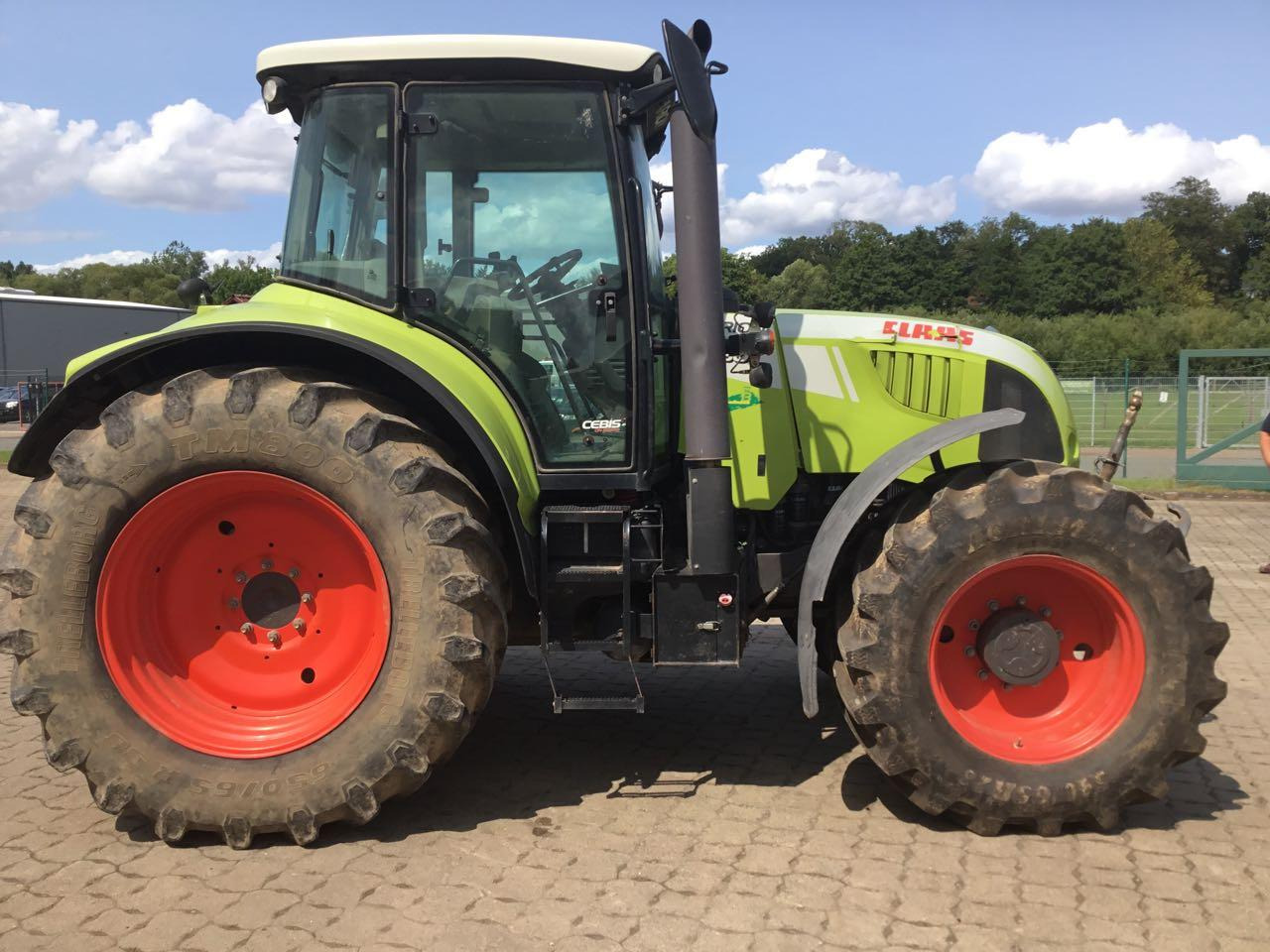 CLAAS Arion 630 - Tracteur agricole: photos 2 CLAAS Arion 630 - Tracteur agricole: photos 2