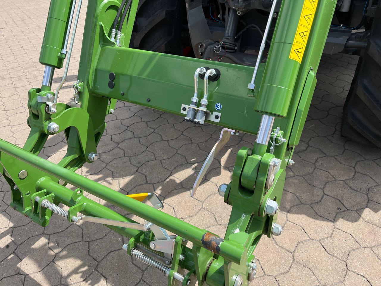 Fendt Cargo 5x90 - Chargeur frontal pour tracteur: photos 2 Fendt Cargo 5x90 - Chargeur frontal pour tracteur: photos 2