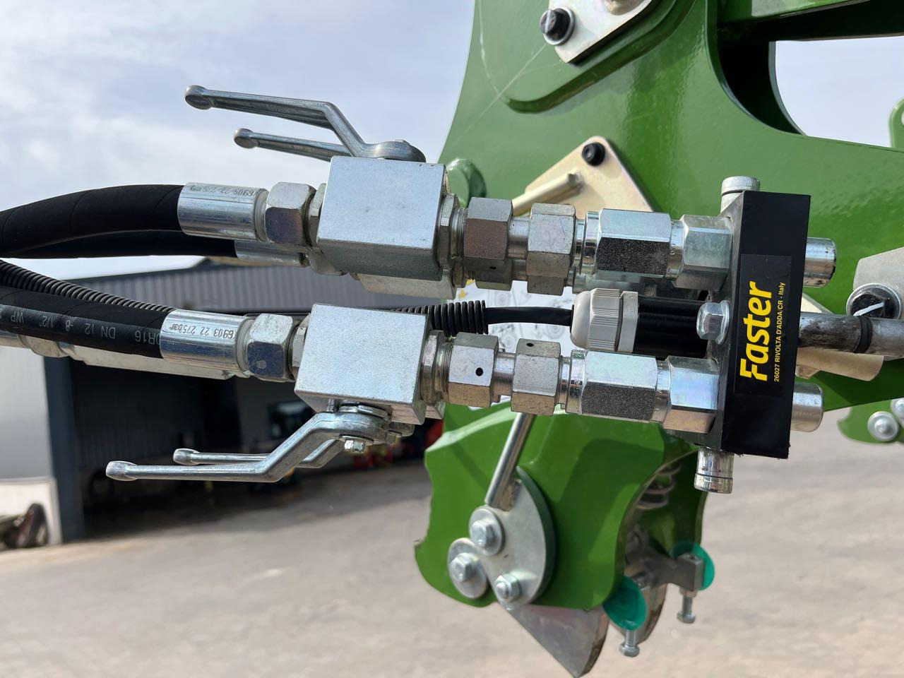 Fendt Cargo 5x90 - Chargeur frontal pour tracteur: photos 4 Fendt Cargo 5x90 - Chargeur frontal pour tracteur: photos 4