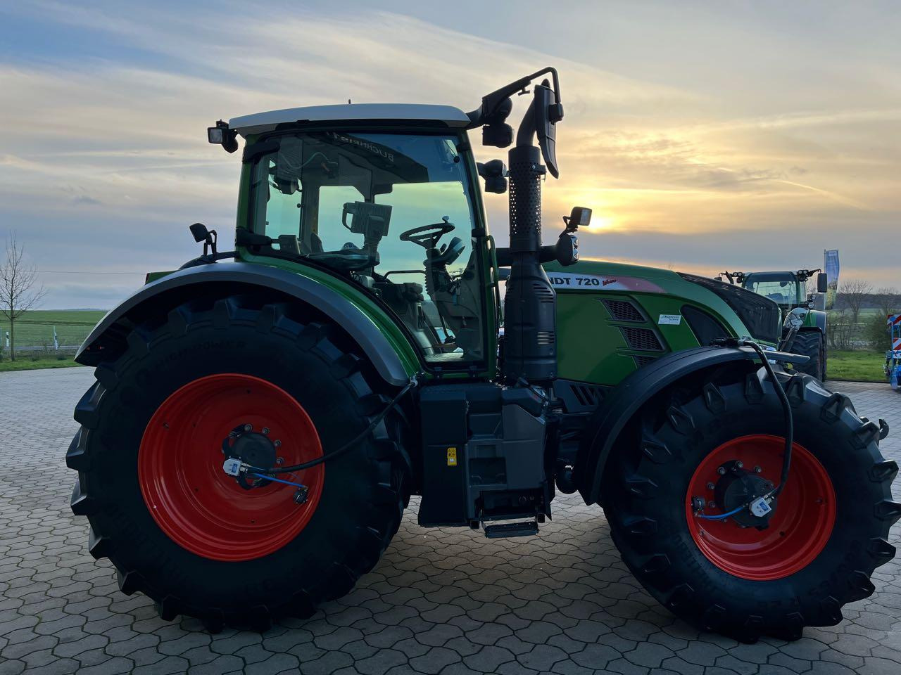 Fendt Fendt 720 Vario S4 ProfiPlus - Tracteur agricole: photos 4 Fendt Fendt 720 Vario S4 ProfiPlus - Tracteur agricole: photos 4