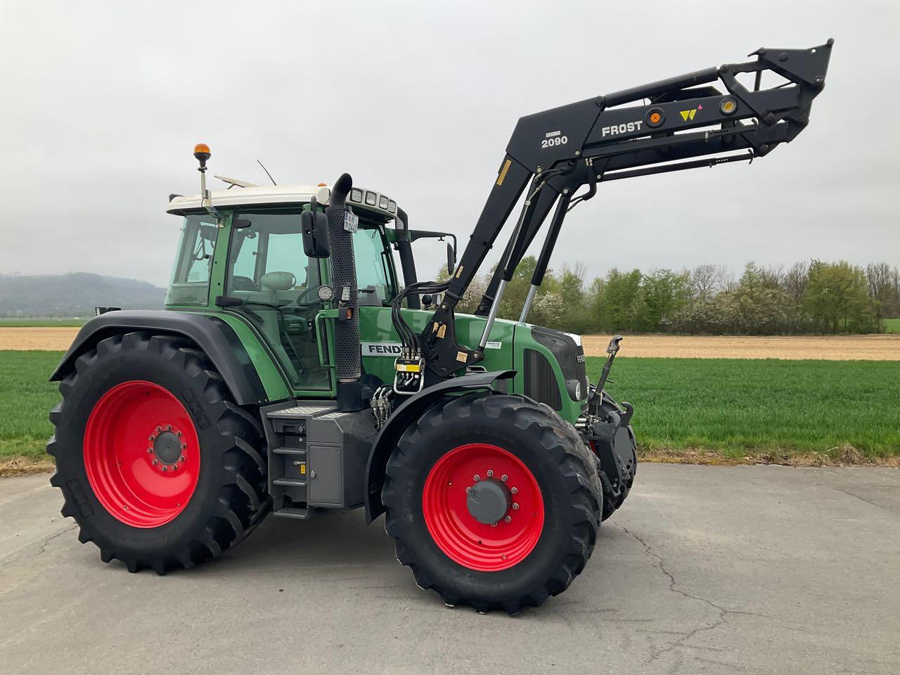 Fendt Vario 818 - Tracteur agricole: photos 5 Fendt Vario 818 - Tracteur agricole: photos 5