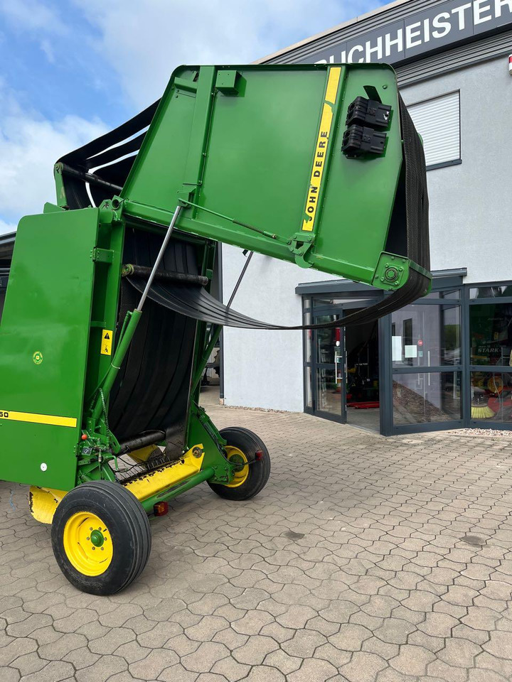 John Deere 550 - Presse à balles rondes: photos 4 John Deere 550 - Presse à balles rondes: photos 4