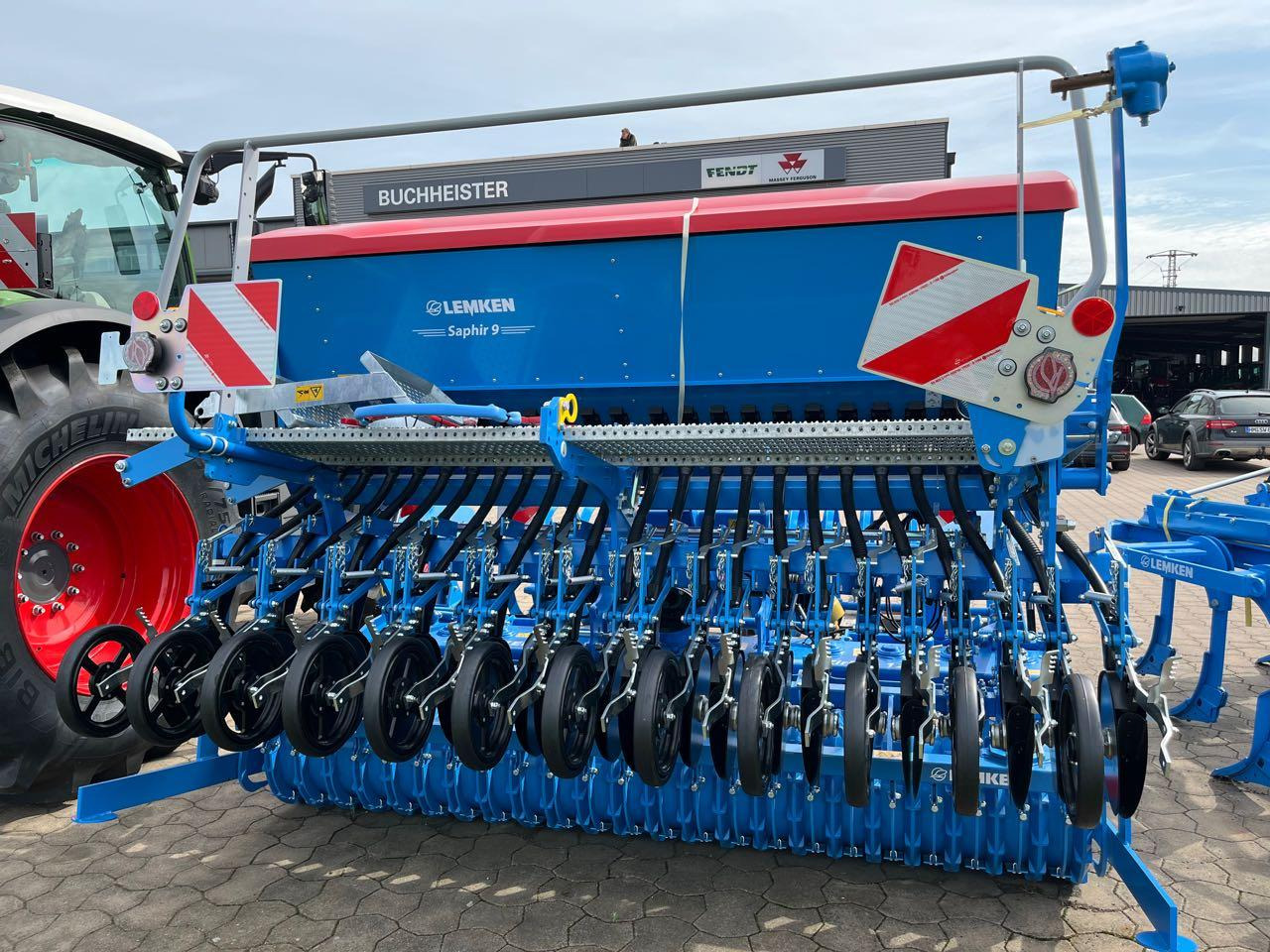Lemken Zirkon 12/300 und Saphir 9/300 - Combiné de semis: photos 2 Lemken Zirkon 12/300 und Saphir 9/300 - Combiné de semis: photos 2