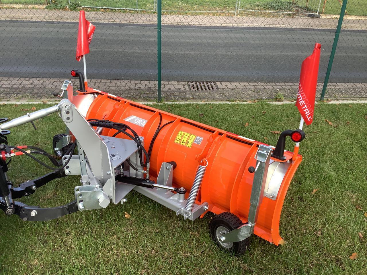Sonstige / Other AGROMETALL OR-M 180 Schneeschild - Lame: photos 2 Sonstige / Other AGROMETALL OR-M 180 Schneeschild - Lame: photos 2