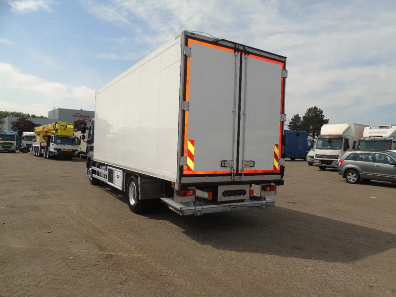 DAF CF 220 + CARRIER + EURO 6 + LIFT - Camion frigorifique: photos 4 DAF CF 220 + CARRIER + EURO 6 + LIFT - Camion frigorifique: photos 4