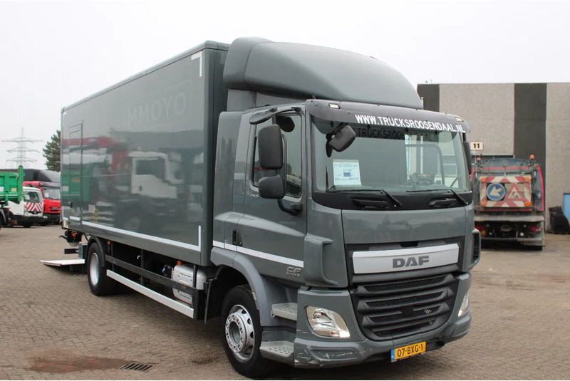DAF CF 250 EURO 6 + 19T + LIFT + PERFECT - Camion fourgon: photos 3 DAF CF 250 EURO 6 + 19T + LIFT + PERFECT - Camion fourgon: photos 3