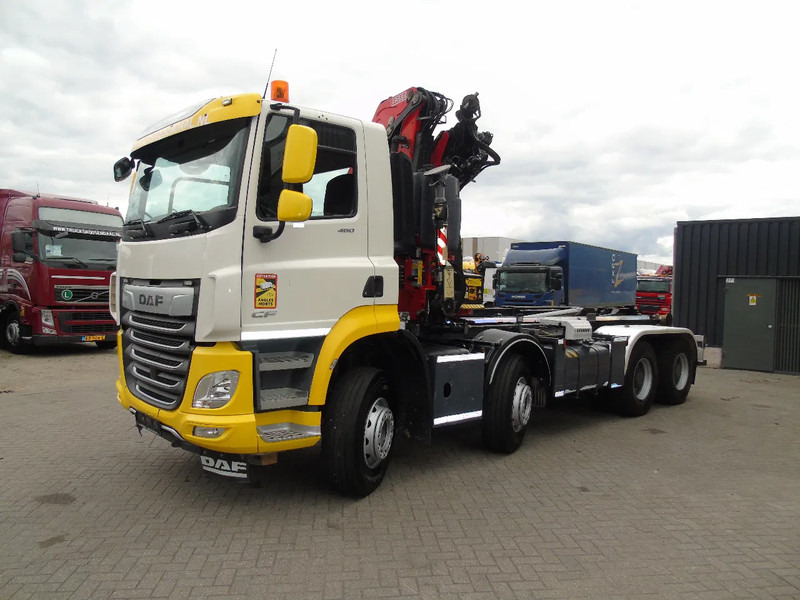 DAF CF 480 + 8X4 + FASSI 16T/M + 20T HOOK + REMOTE + PERFECT - Camion ampliroll, Camion grue: photos 4 DAF CF 480 + 8X4 + FASSI 16T/M + 20T HOOK + REMOTE + PERFECT - Camion ampliroll, Camion grue: photos 4