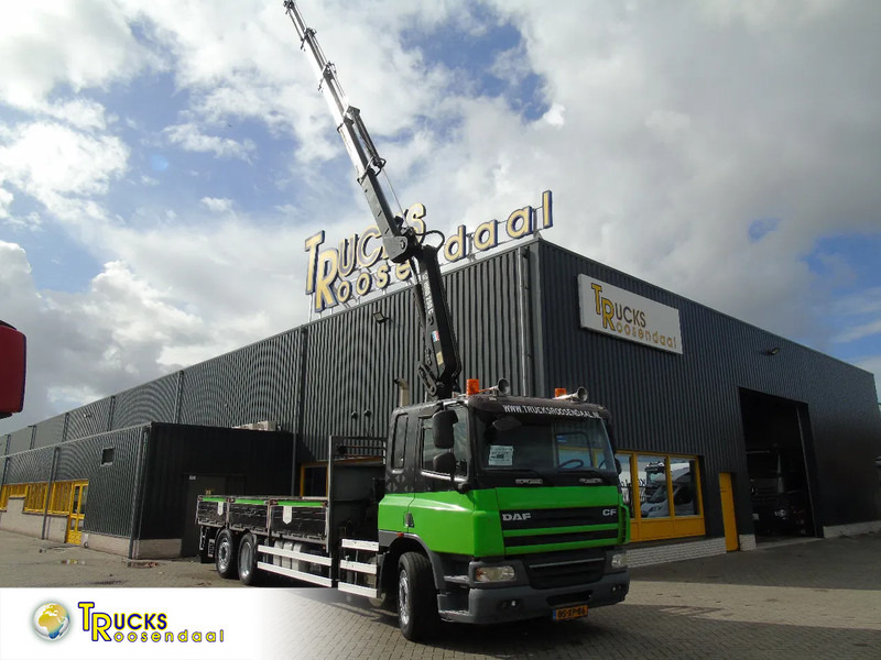 DAF CF 75.310 + HIAB 200 C5 + MANUAL + REMOTE + 6X2 STEERING - Camion grue: photos 1 DAF CF 75.310 + HIAB 200 C5 + MANUAL + REMOTE + 6X2 STEERING - Camion grue: photos 1