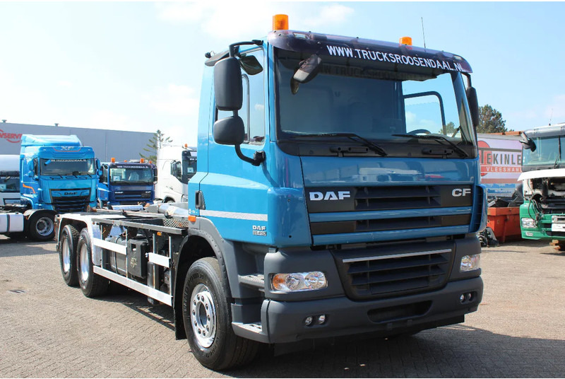 DAF CF 85.410 + euro 5 + 6x2 - Camion ampliroll: photos 2 DAF CF 85.410 + euro 5 + 6x2 - Camion ampliroll: photos 2