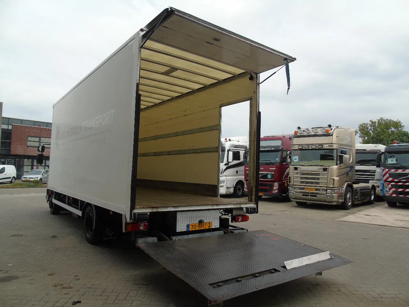 DAF LF 210 + euro 6 + lift + 3P + 12T - Camion fourgon: photos 4 DAF LF 210 + euro 6 + lift + 3P + 12T - Camion fourgon: photos 4
