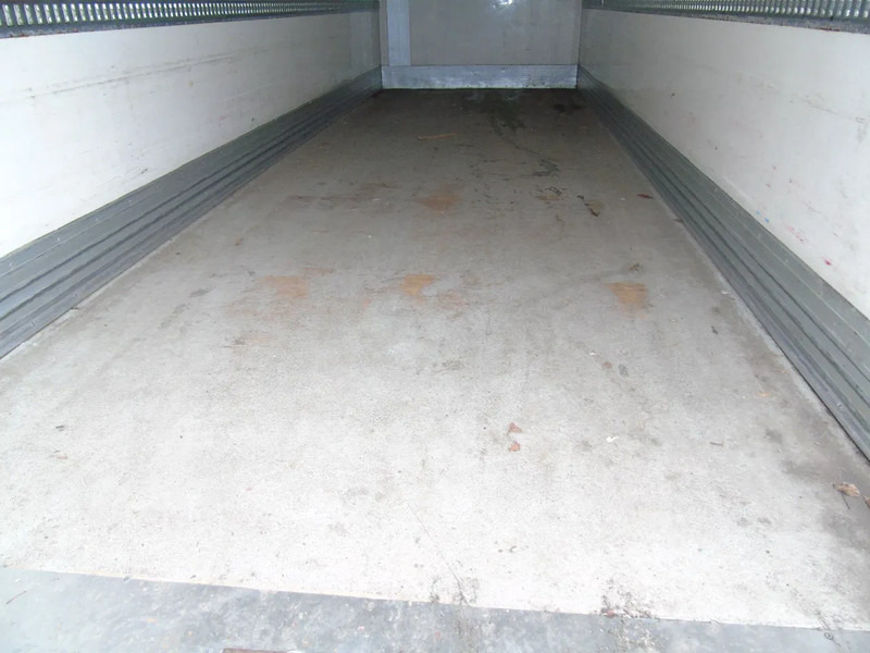 DAF LF 220 + CARRIER SUPRA 850 + 16T + EURO 6 - Camion frigorifique: photos 5 DAF LF 220 + CARRIER SUPRA 850 + 16T + EURO 6 - Camion frigorifique: photos 5