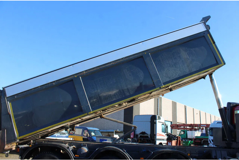 Ginaf X 4446 TS + EURO 5 + TIPPER + 8X8 - Camion benne: photos 5 Ginaf X 4446 TS + EURO 5 + TIPPER + 8X8 - Camion benne: photos 5