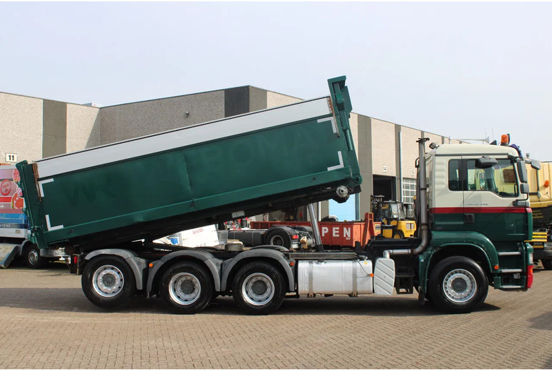 MAN TGA 35.400 8X4 + MANUAL! + NCH kipper/ bitum sprayer - Camion - système de câble: photos 4 MAN TGA 35.400 8X4 + MANUAL! + NCH kipper/ bitum sprayer - Camion - système de câble: photos 4