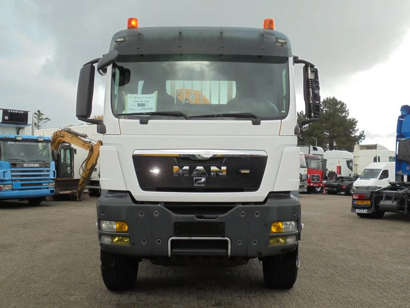 MAN TGS 26.440 6x4 + Euro 5 + Effer 255 Crane + REMOTE + Very Good condition - Camion grue: photos 3 MAN TGS 26.440 6x4 + Euro 5 + Effer 255 Crane + REMOTE + Very Good condition - Camion grue: photos 3