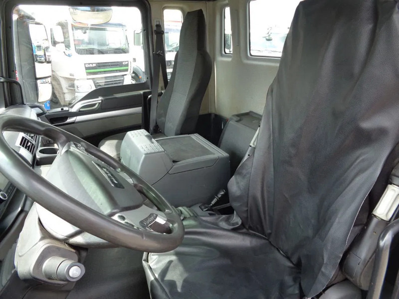 MAN TGS 33.440 + Manual + Hook system + Euro 6 + 6X4 + Discounted from 69.500,- - Camion ampliroll: photos 4 MAN TGS 33.440 + Manual + Hook system + Euro 6 + 6X4 + Discounted from 69.500,- - Camion ampliroll: photos 4