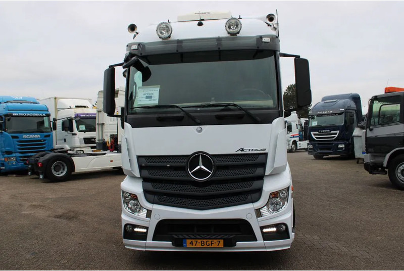 Mercedes-Benz Actros 1927 + EURO 6 + LIFT - Camion fourgon: photos 2 Mercedes-Benz Actros 1927 + EURO 6 + LIFT - Camion fourgon: photos 2