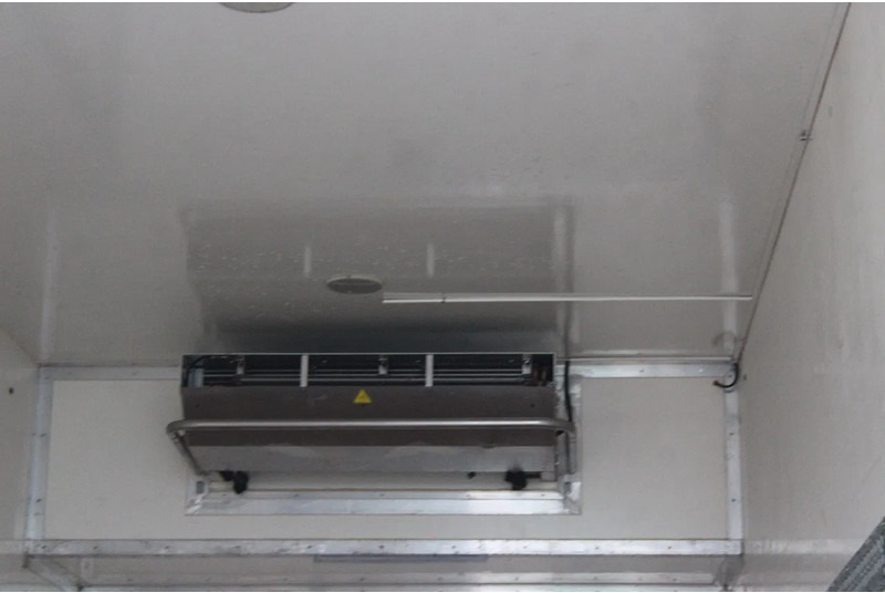 Camion frigorifique Mercedes-Benz Actros 2027 + EURO 6 + 19T: photos 13