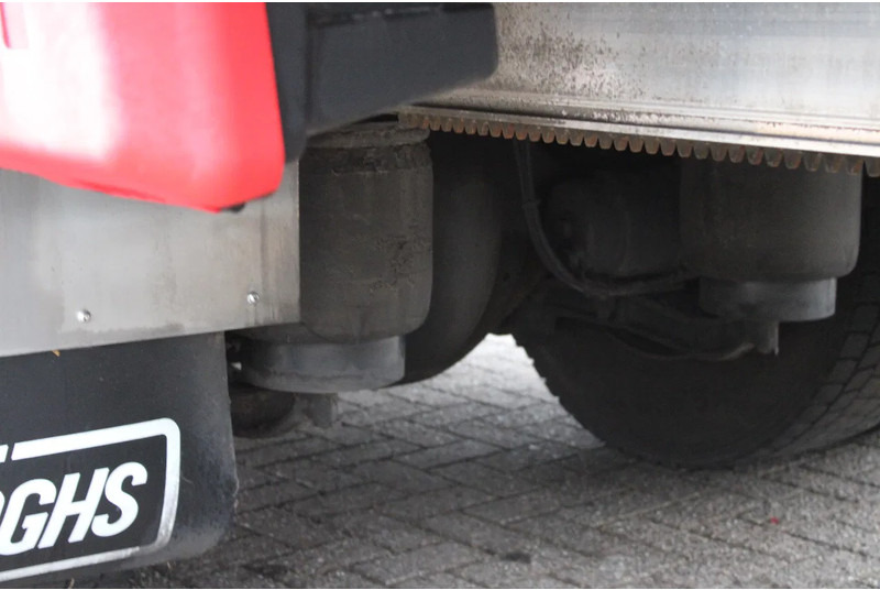 Camion frigorifique Mercedes-Benz Actros 2027 + EURO 6 + 19T: photos 15