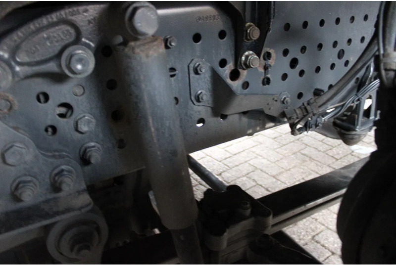 Camion frigorifique Mercedes-Benz Actros 2027 + EURO 6 + 19T: photos 18