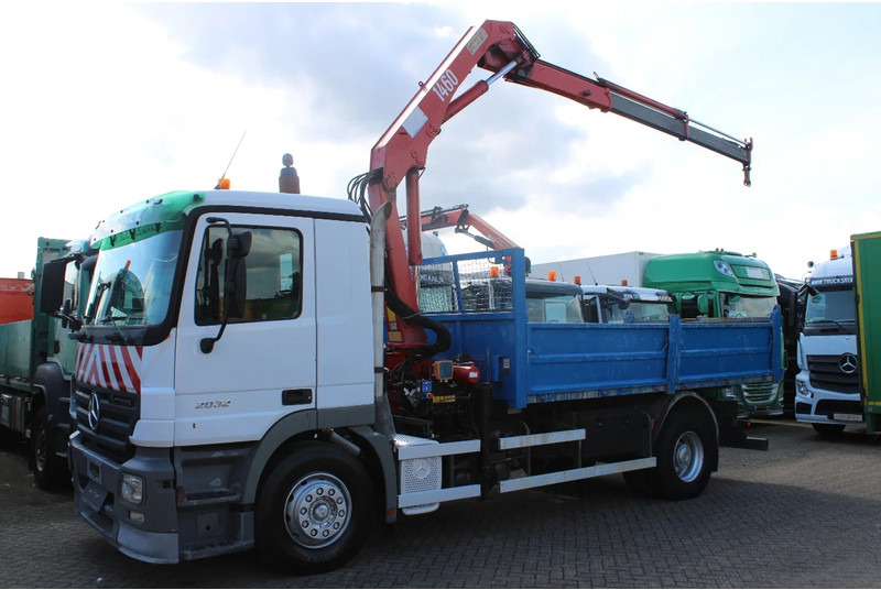 Mercedes-Benz Actros 2032 + HMF 1460 + Tipper + Steel Steel - Camion benne: photos 3 Mercedes-Benz Actros 2032 + HMF 1460 + Tipper + Steel Steel - Camion benne: photos 3