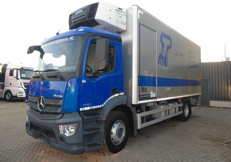 Mercedes-Benz Antos 1932 + EURO 6 + CARRIER + LIFT - Camion frigorifique: photos 2 Mercedes-Benz Antos 1932 + EURO 6 + CARRIER + LIFT - Camion frigorifique: photos 2