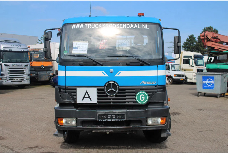 Mercedes-Benz Atego 1823 ATLAS 10.50 - Camion grue: photos 2 Mercedes-Benz Atego 1823 ATLAS 10.50 - Camion grue: photos 2