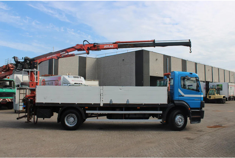 Mercedes-Benz Atego 1823 ATLAS 10.50 - Camion grue: photos 4 Mercedes-Benz Atego 1823 ATLAS 10.50 - Camion grue: photos 4