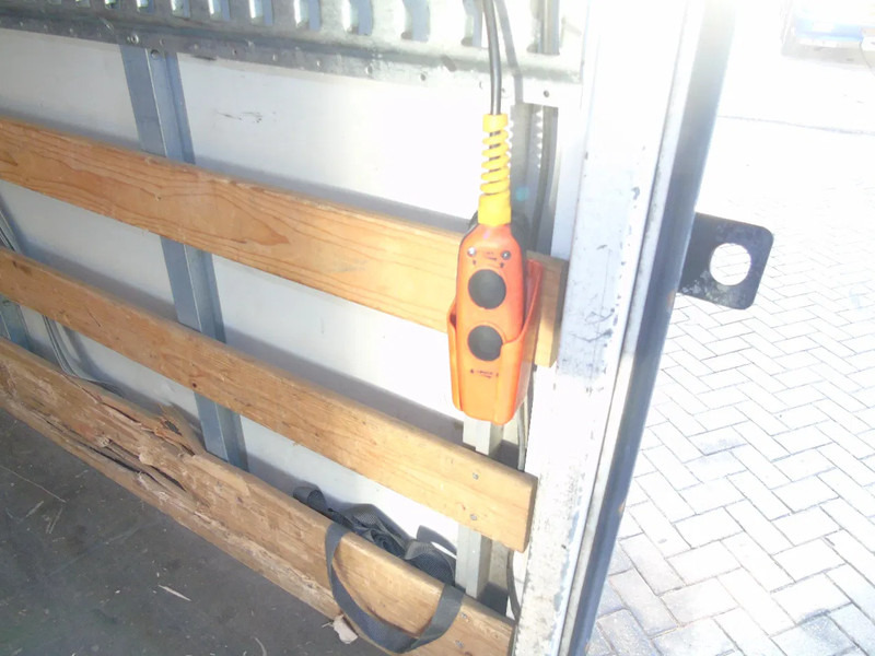 Fourgon Mercedes-Benz Sprinter 314 + lift: photos 13