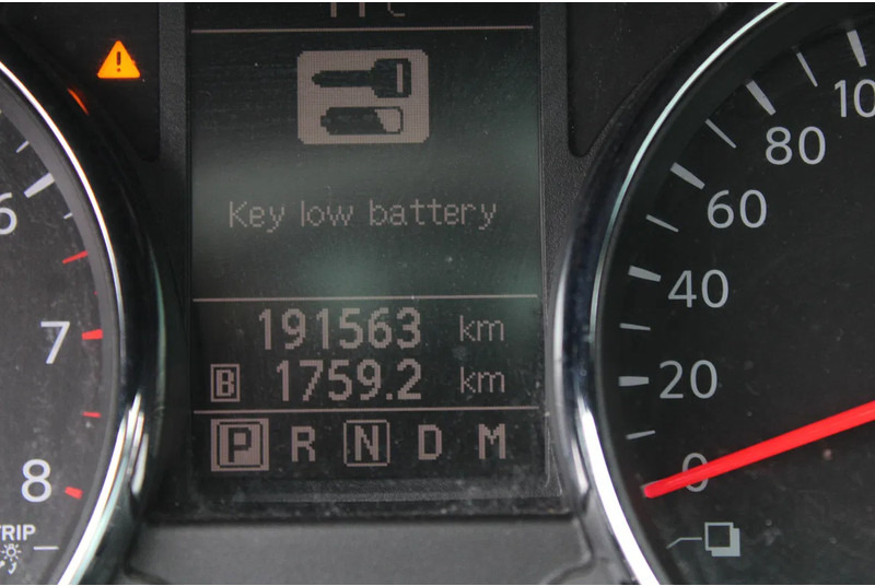 Nissan QASHQAI 2.0 AUTOMATIC / CAMERA - SUV: photos 4 Nissan QASHQAI 2.0 AUTOMATIC / CAMERA - SUV: photos 4