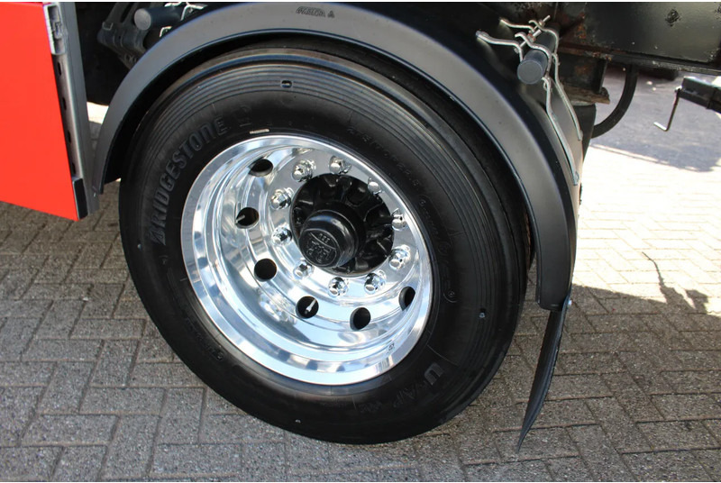 Semi-remorque fourgon Tracon 2x alu axle + lift: photos 17