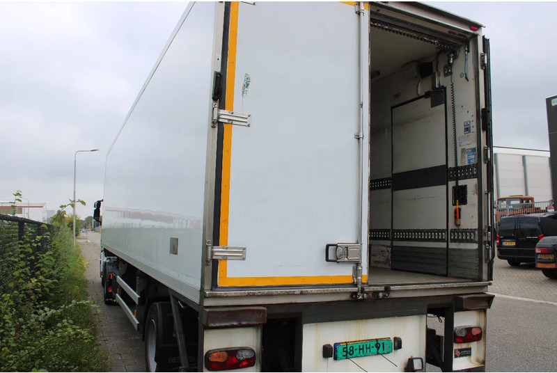 Tracon + CARRIER VECTOR 1850 MT + NL APK -07-2025 - Semi-remorque frigorifique: photos 3 Tracon + CARRIER VECTOR 1850 MT + NL APK -07-2025 - Semi-remorque frigorifique: photos 3
