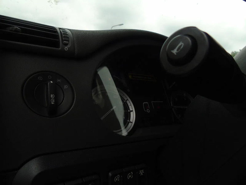Tracteur routier DAF CF 400: photos 17