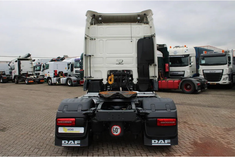 DAF XF 106.440 + EURO 6 + SPOILER + TUV 26-08-2024 - Tracteur routier: photos 5 DAF XF 106.440 + EURO 6 + SPOILER + TUV 26-08-2024 - Tracteur routier: photos 5