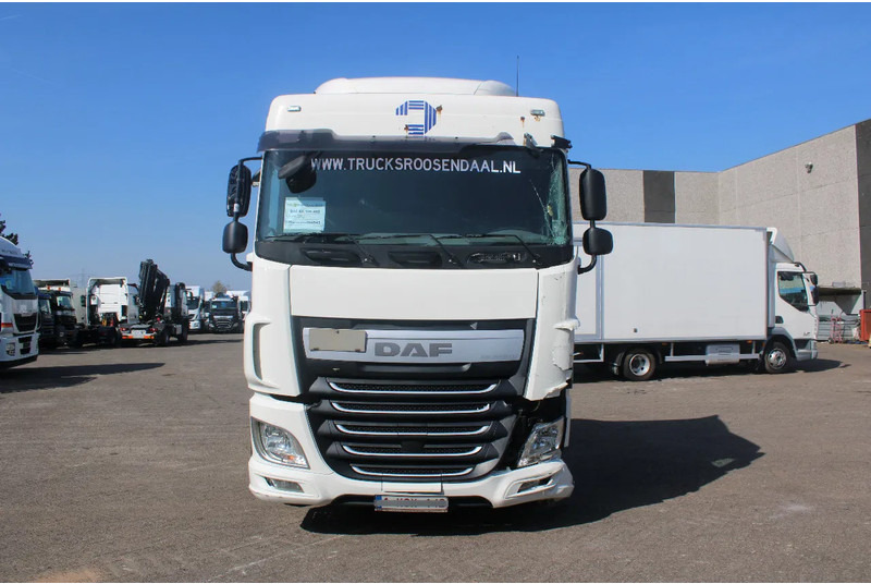 DAF XF 106.460 + EURO 6 - Tracteur routier: photos 4 DAF XF 106.460 + EURO 6 - Tracteur routier: photos 4