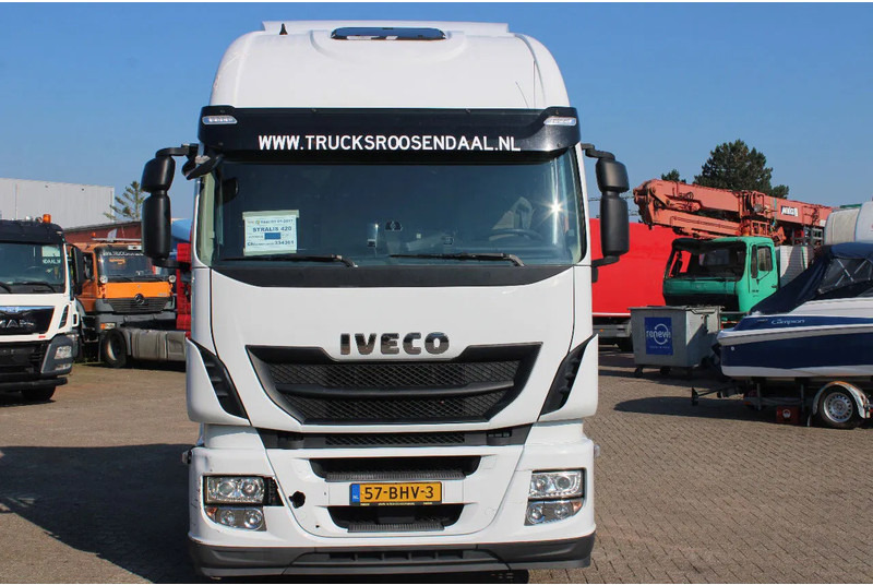 Iveco Stralis 420 + EURO 6 - Tracteur routier: photos 2 Iveco Stralis 420 + EURO 6 - Tracteur routier: photos 2