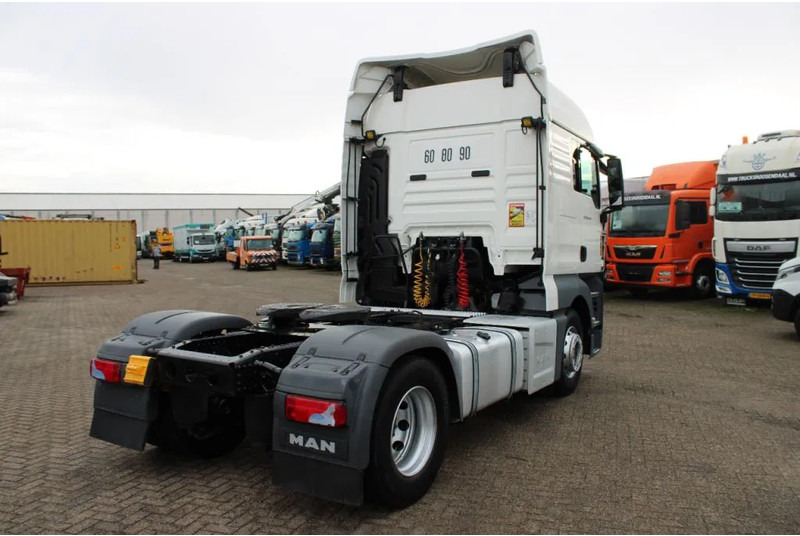 MAN TGX 18.440 + EURO 6 + manual + VERY NICE - Tracteur routier: photos 5 MAN TGX 18.440 + EURO 6 + manual + VERY NICE - Tracteur routier: photos 5