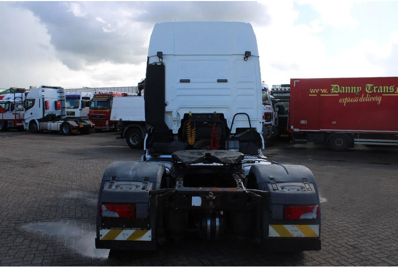 MAN TGX 18.440 + euro 5 + XXL + mega - Tracteur routier: photos 5 MAN TGX 18.440 + euro 5 + XXL + mega - Tracteur routier: photos 5