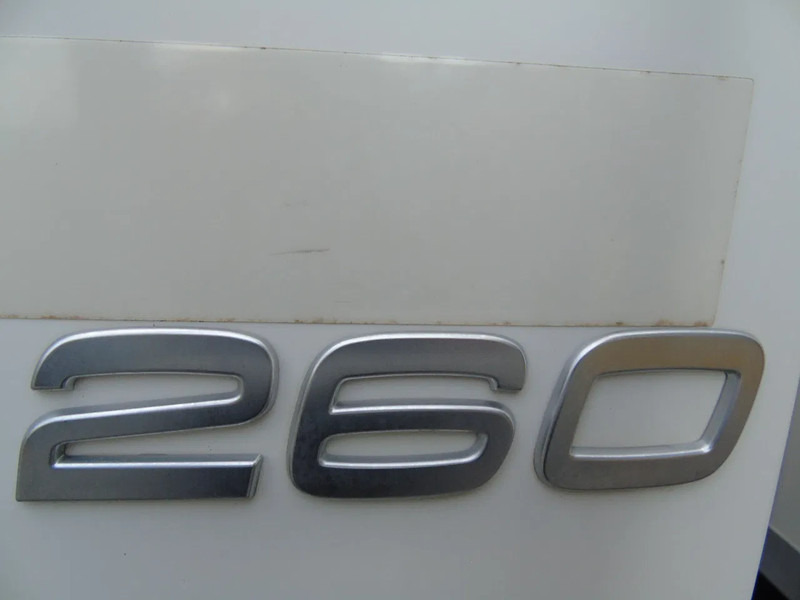 Volvo FE 260 + THERMO KING + DHOLLANDIA LOADLIFT - Camion frigorifique: photos 5 Volvo FE 260 + THERMO KING + DHOLLANDIA LOADLIFT - Camion frigorifique: photos 5