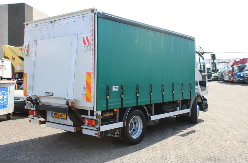 Volvo FL 12 .240 + LIFT + MANUAL - Camion à rideaux coulissants: photos 4 Volvo FL 12 .240 + LIFT + MANUAL - Camion à rideaux coulissants: photos 4