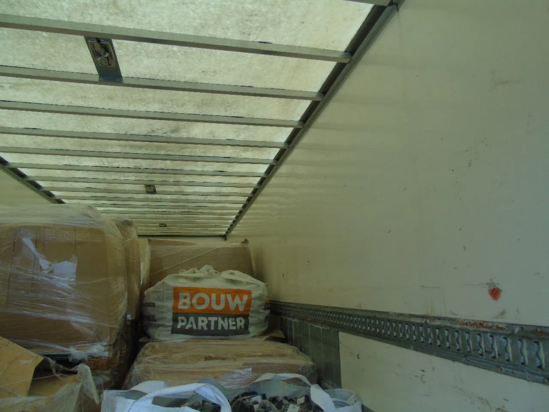 Camion fourgon Volvo FL 260 + 18T + LIFT: photos 6