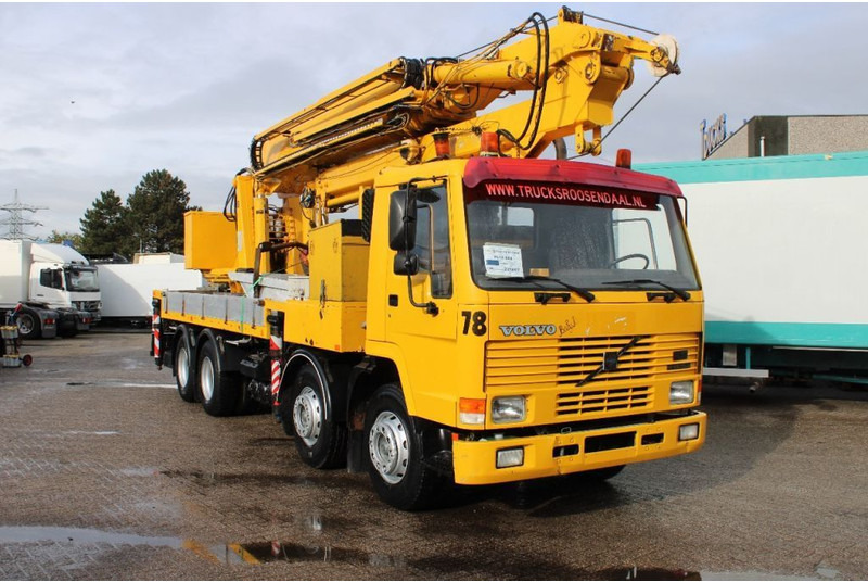 Volvo FL10 8X4 + GROMACH 34 mtr. + EURO 2 - Grue tout-terrain: photos 4 Volvo FL10 8X4 + GROMACH 34 mtr. + EURO 2 - Grue tout-terrain: photos 4