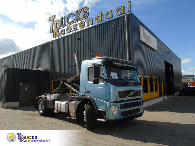 Volvo FM 340 + MANUAL + 19T - Camion ampliroll: photos 1 Volvo FM 340 + MANUAL + 19T - Camion ampliroll: photos 1