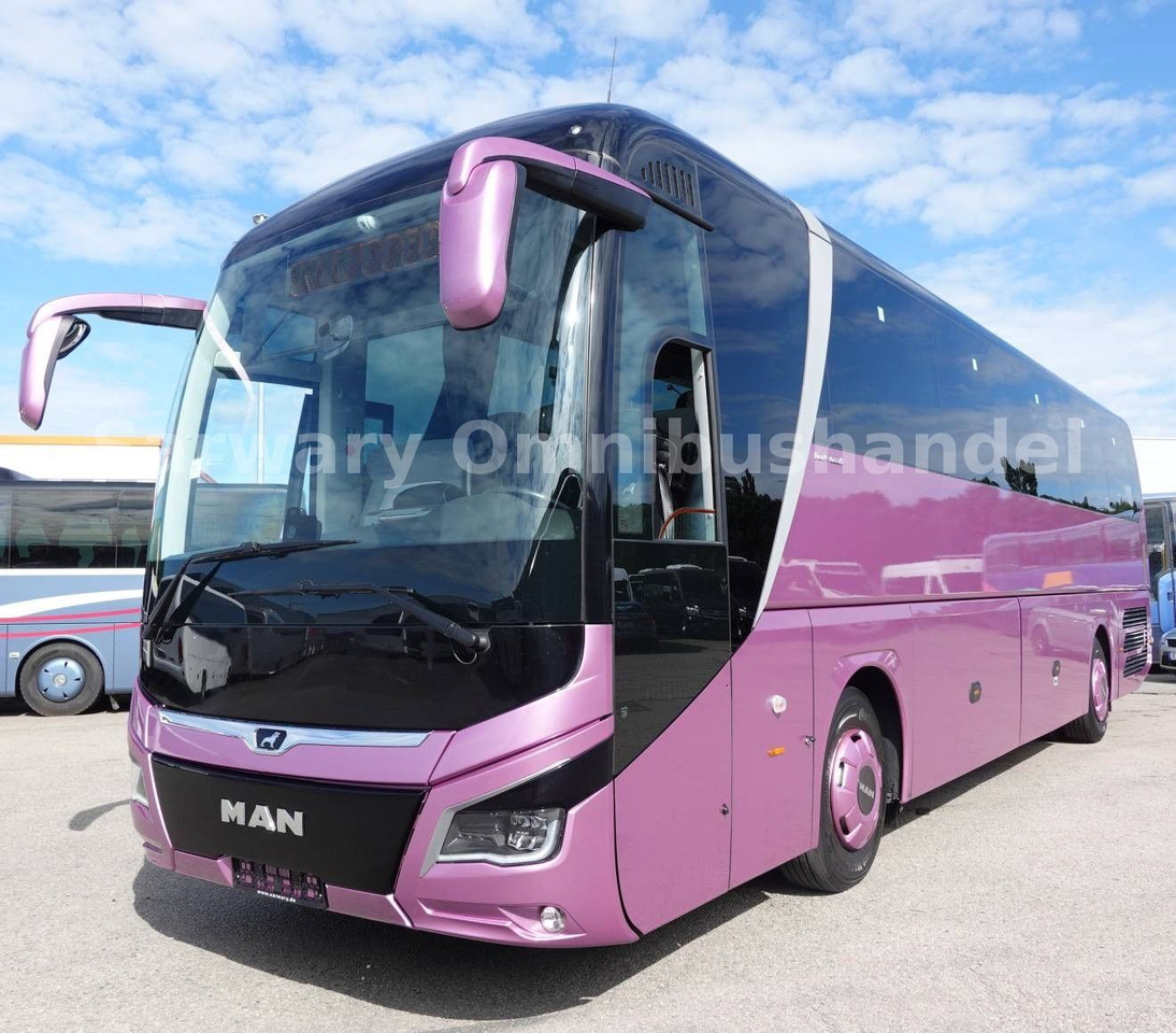 MAN R07 Lion´s Coach *Tourismo*Travego*73.790km Orig - Autocar: photos 2 MAN R07 Lion´s Coach *Tourismo*Travego*73.790km Orig - Autocar: photos 2