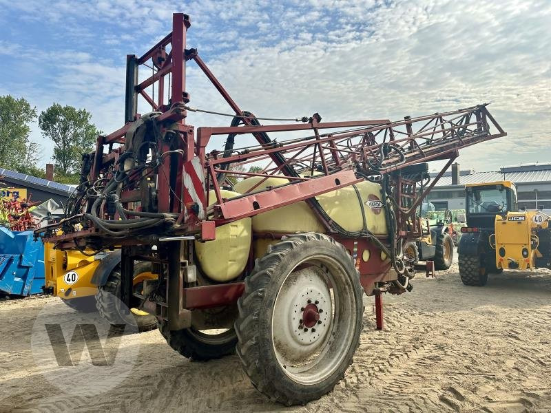 Hardi Commander 2600 - Pulvérisateur traîné: photos 1 Hardi Commander 2600 - Pulvérisateur traîné: photos 1