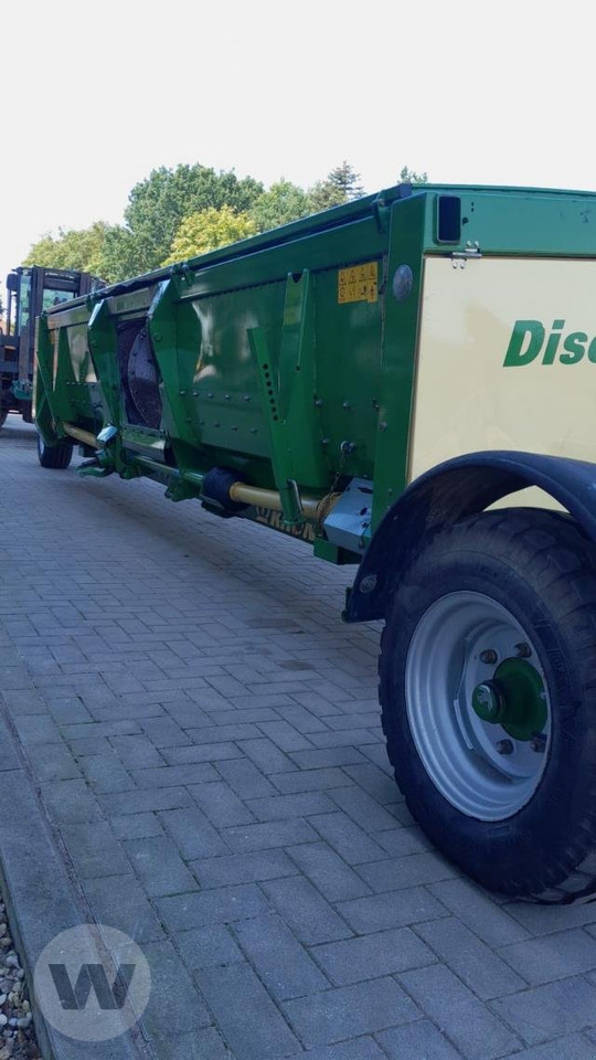 Krone X-Disc 6200 GPS-SW - Faucheuse: photos 3 Krone X-Disc 6200 GPS-SW - Faucheuse: photos 3