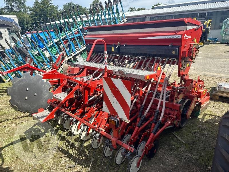 Kverneland mc-drill pro - Combiné de semis: photos 1 Kverneland mc-drill pro - Combiné de semis: photos 1